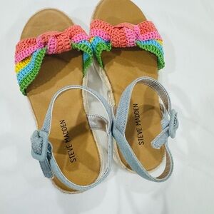 Steve Madden Kids Colorful Knitted Bow Sandals